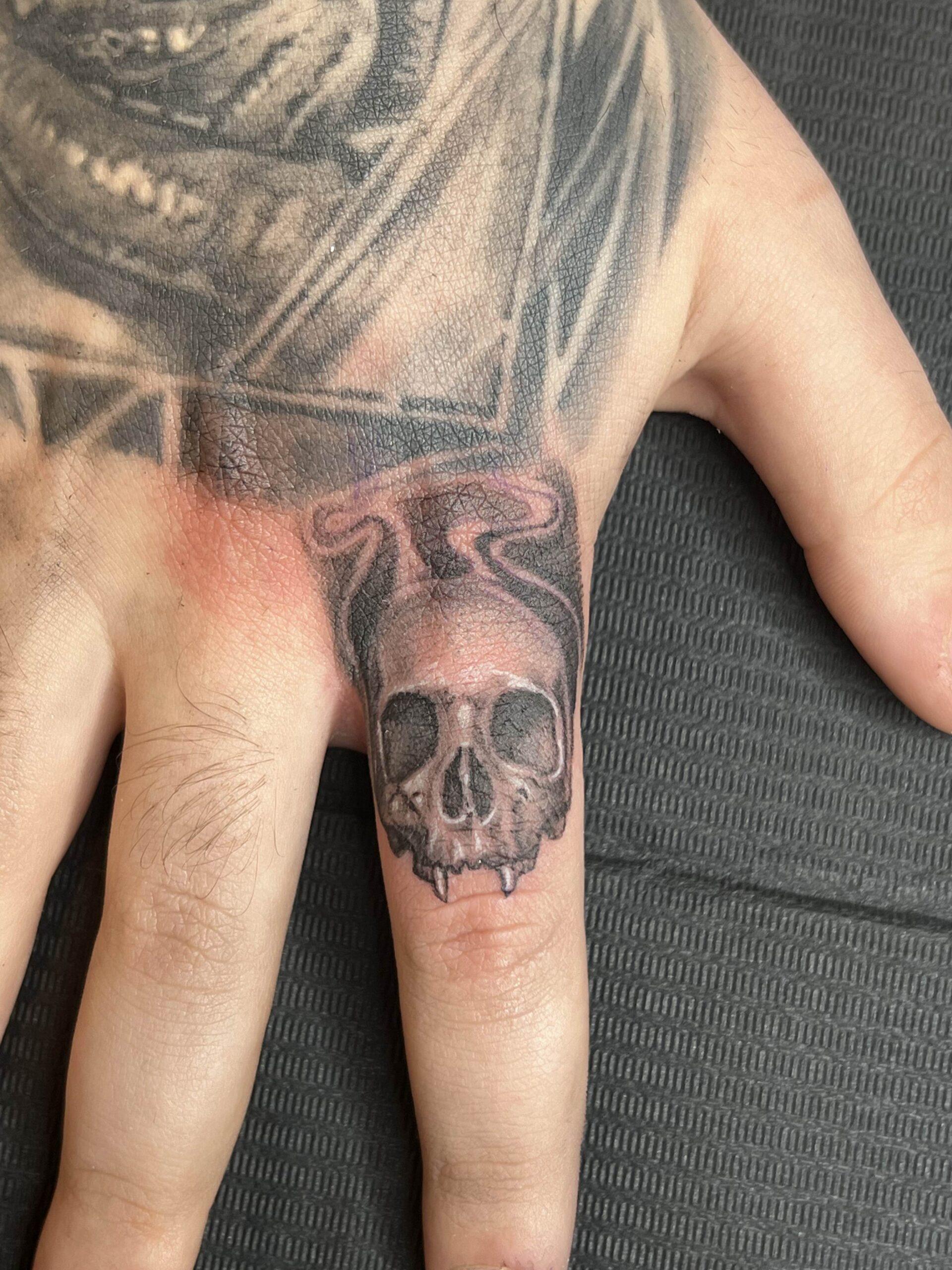 Tattoo artist in Glendale